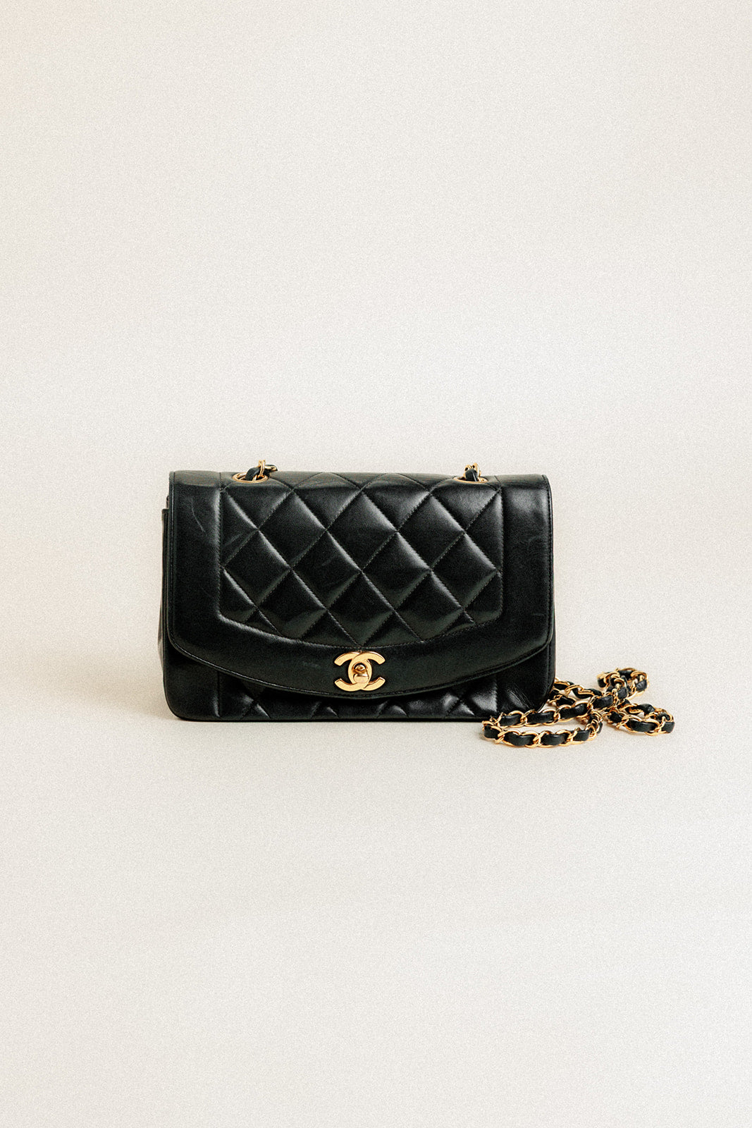 Chanel Vintage Diana Lambskin Black Small