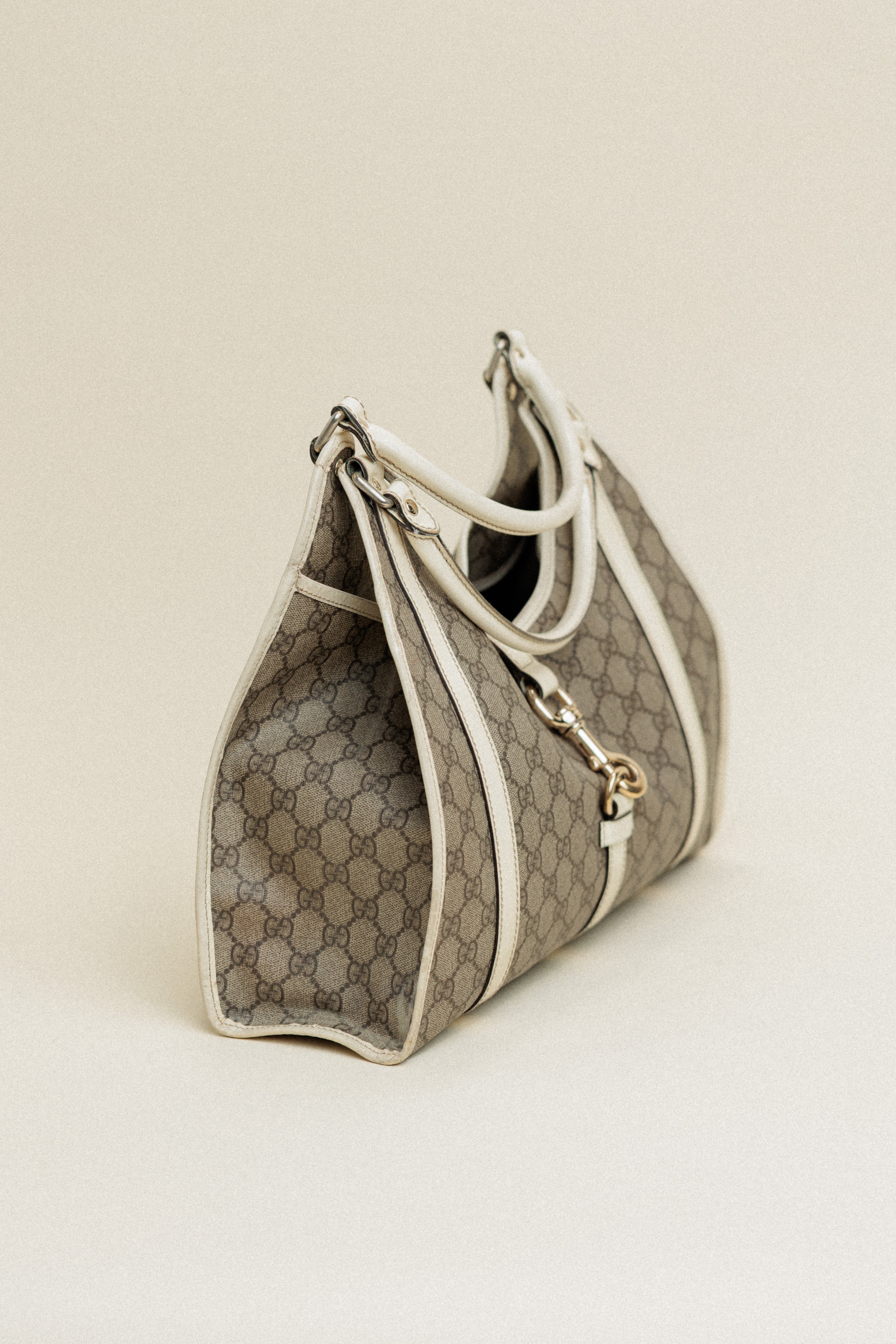 Gucci GG Supreme Joy Medium Shoulder Bag