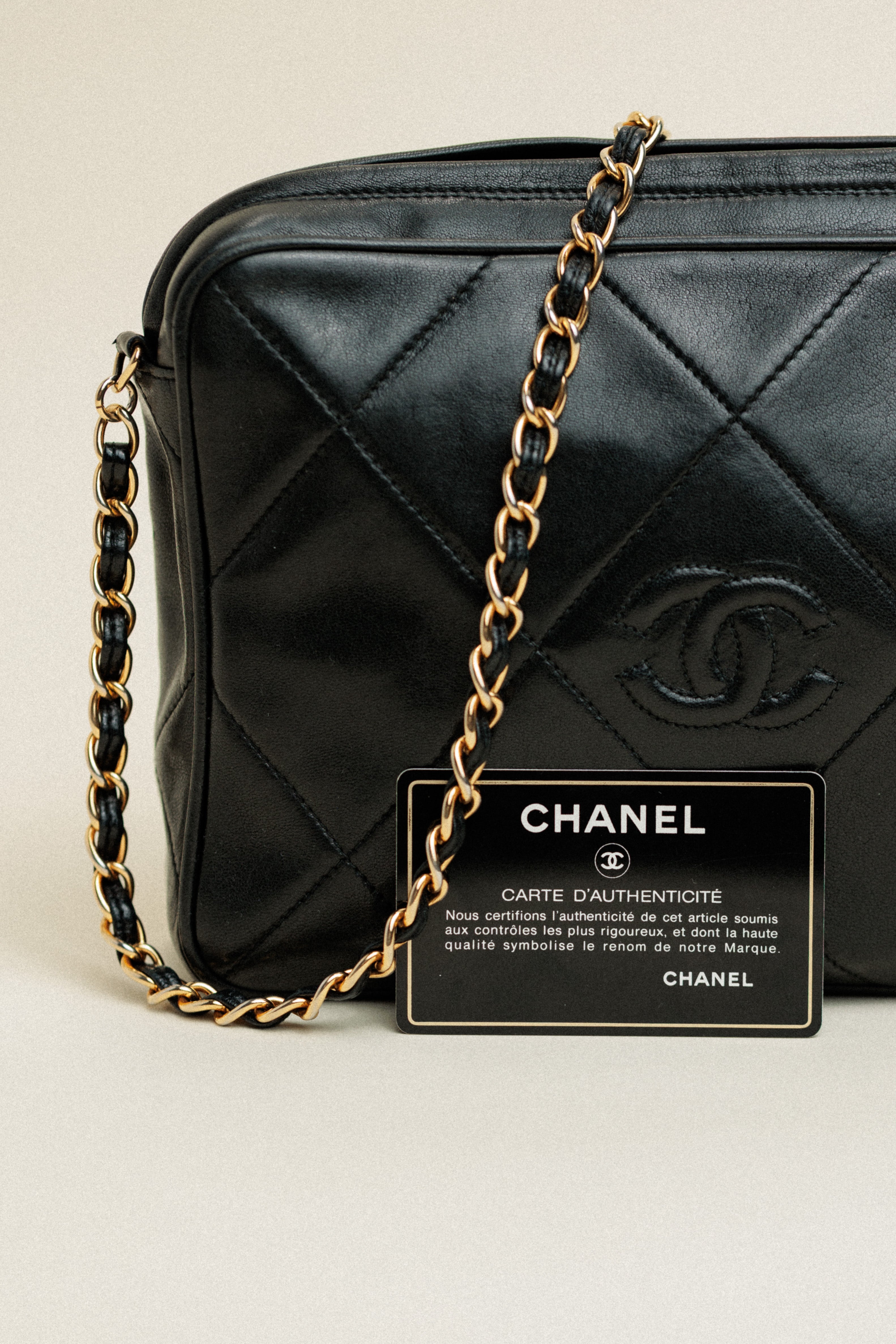 Chanel Vintage Lambskin Quilted Diamond CC Camera Case Black Medium