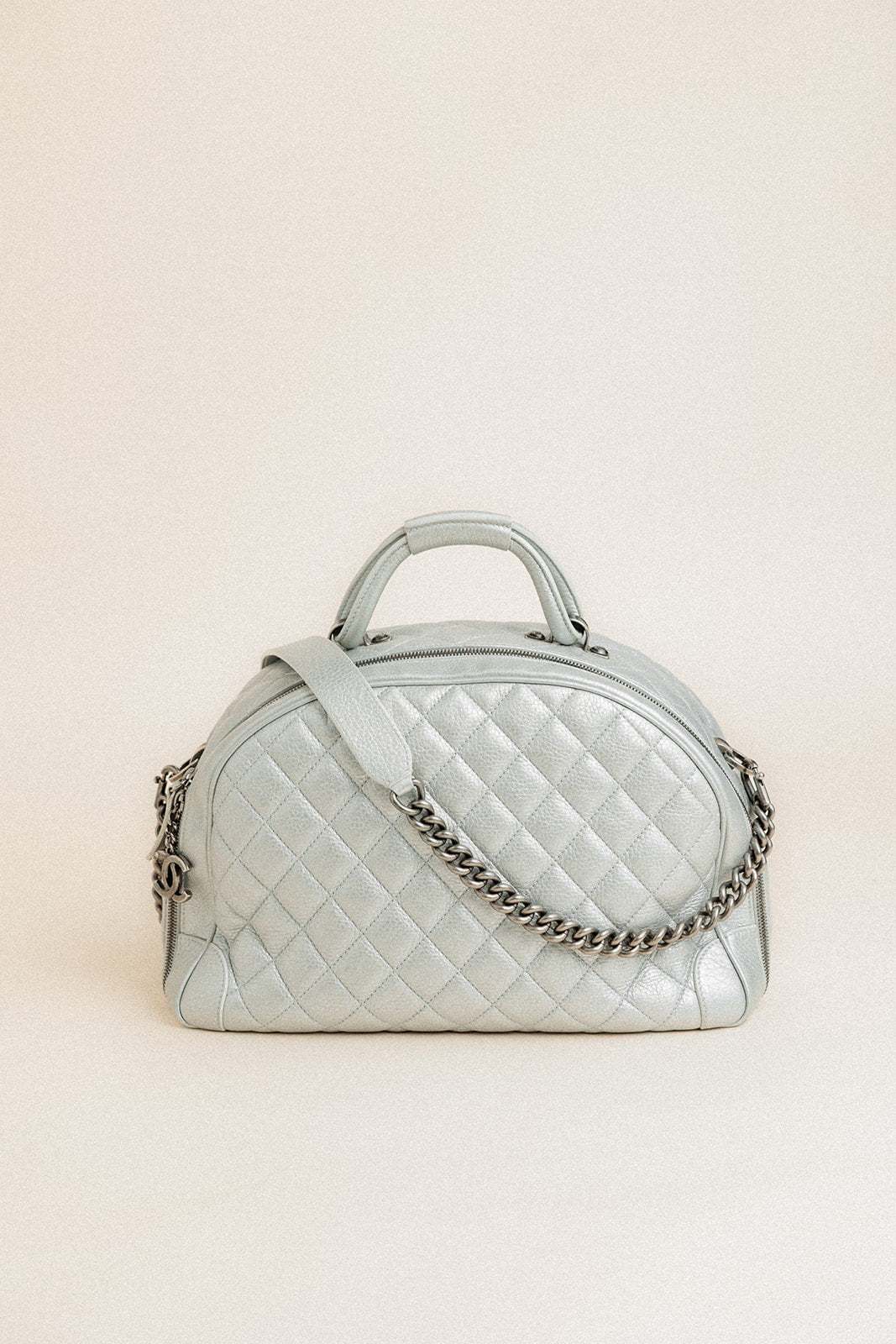 Chanel Metallic Calfskin Quilted Medium Airlines Round Trip Bowling Bag Silver