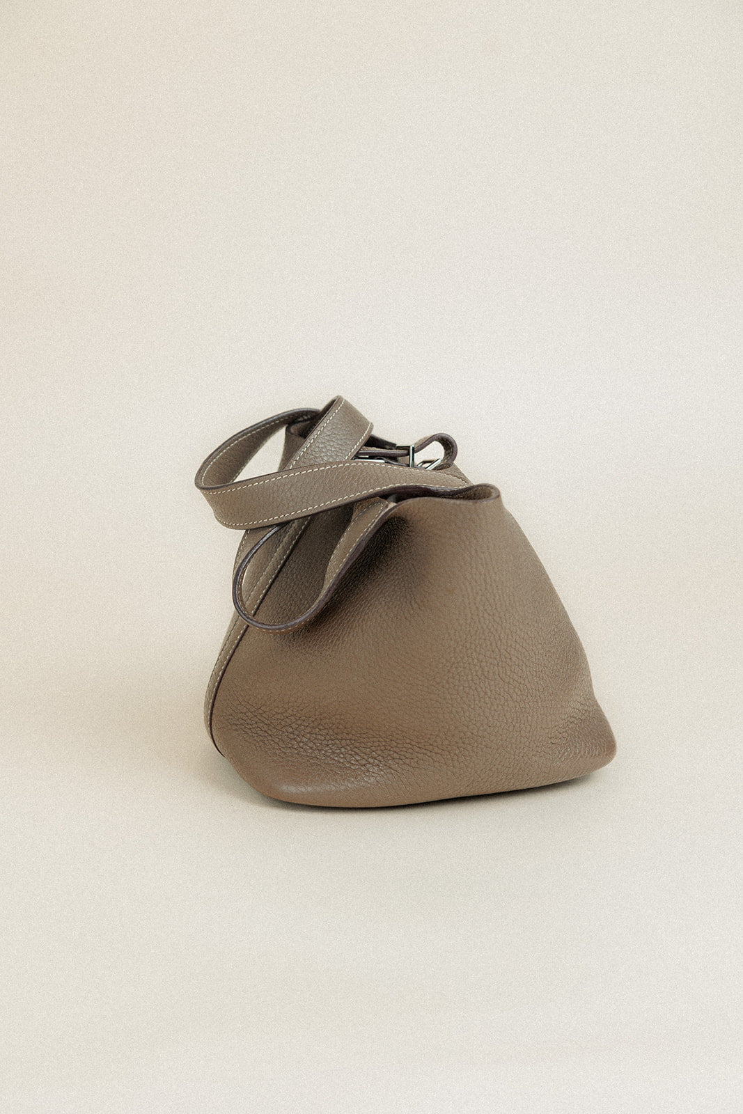 Hermès Taurillon Clemence Picotin Lock 18 PM Etoupe