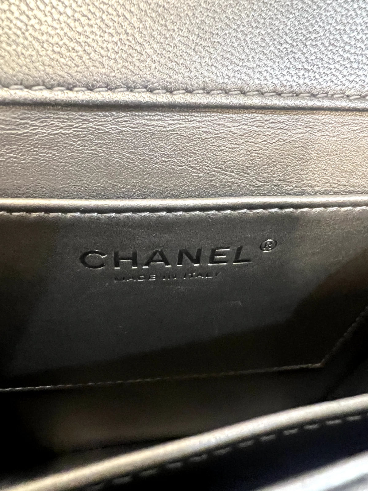 Chanel Chic Pearls Flap Bag Quilted Goatskin with Acrylic Beads Silver Pewter